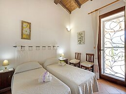 Belvilla by OYO Luxurious Villa With Private Pool