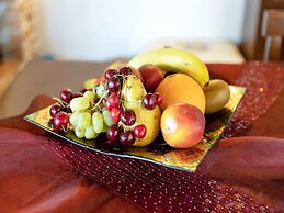 Belvilla by OYO Luxurious Villa With Private Pool