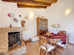 Belvilla by OYO Luxurious Villa With Private Pool