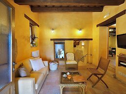 Holiday Home in Pontano With Garden