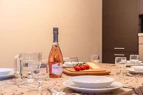 Belvilla by OYO Casa Cristina Meina Centro 4