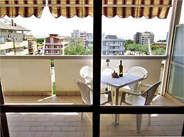 Belvilla by Oyo Residence Holiday 4 Pax 3547d