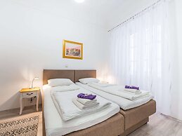 Old Town Finest - Two-bedroom Apartment - Lucarica 4 Street