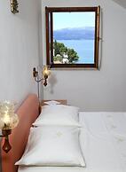 Apartments Boro - Two Bedroom Apartment With Sea View