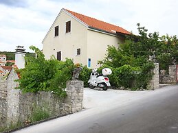 Apartments Boro - Two Bedroom Apartment With Sea View