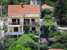 Apartments Boro - Two Bedroom Apartment With Sea View