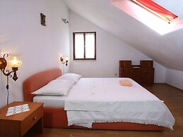 Apartments Boro - Two Bedroom Apartment With Sea View