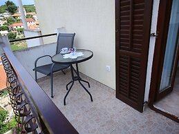 Apartments Boro - Two Bedroom Apartment With Sea View