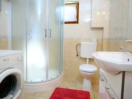 Apartments Boro - Two Bedroom Apartment With Sea View