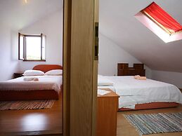 Apartments Boro - Two Bedroom Apartment With Sea View