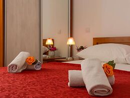 Apartments Island Beat - Two Bedroom Apartment With Balcony