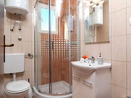 Apartments Island Beat - Two Bedroom Apartment With Balcony