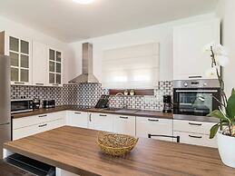 Beautifull Villa With Private Pool