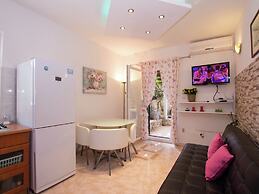 A Peaceful Stay Near Trogir