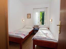 A Peaceful Stay Near Trogir