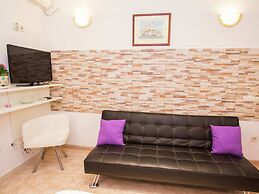 A Peaceful Stay Near Trogir