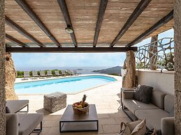 Villa in Porto Cervo With Pool
