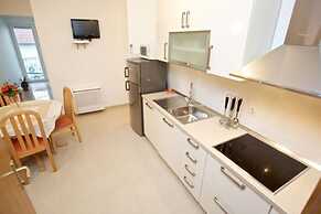 Apartments Villa Grlica - One Bedroom Apartment With Balcony and Garde