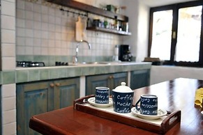 House Rilovic - Two Bedroom House With Swimming Pool and Jacuzzi