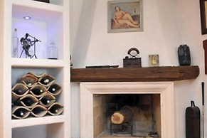 House Rilovic - Two Bedroom House With Swimming Pool and Jacuzzi