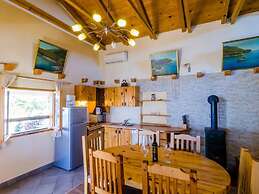 Villa Sea Edge - Three Bedroom Villa With Sea View