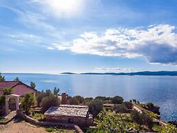 Villa Sea Edge - Three Bedroom Villa With Sea View