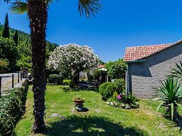 Holiday Home Kamenice - One Bedroom Holiday Home With Terrace