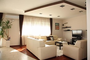 Apartment Toma - Comfort Two Bedroom Apartment With Terrace and Sea Vi