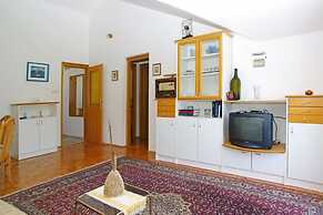 Apartments Tomasic - Two Bedroom Apartment With Terrace and Sea View