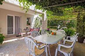 Apartment Oaza - Three Bedroom Apartment With Terrace and Sea View