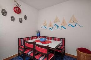 Apartment Oaza - Three Bedroom Apartment With Terrace and Sea View