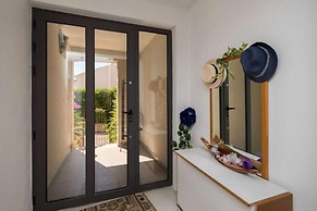 Apartment Oaza - Three Bedroom Apartment With Terrace and Sea View