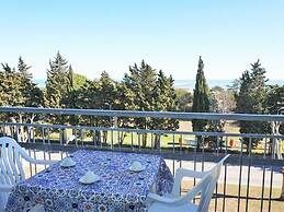 Belvilla by Oyo Bora 12C