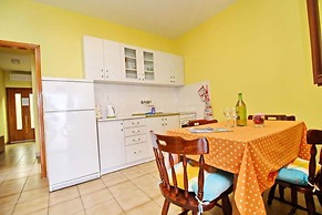 Apartments Bacic - Two Bedroom Apartment With Terrace and Sea View