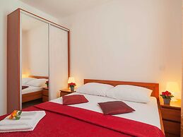 Apartments Island Beat - Two Bedroom Apartment With Balcony and Sea Vi