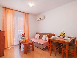 Apartments Island Beat - Two Bedroom Apartment With Balcony and Sea Vi