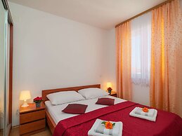 Apartments Island Beat - Two Bedroom Apartment With Balcony and Sea Vi