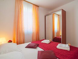 Apartments Island Beat - Two Bedroom Apartment With Balcony and Sea Vi