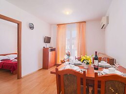 Apartments Island Beat - Two Bedroom Apartment With Balcony and Sea Vi