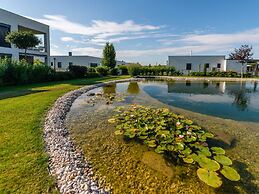 Apartment With Pool, Roof Terrace, Garden