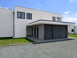 Apartment With Pool, Roof Terrace, Garden
