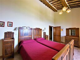 Holiday Home in Assisi With Garden