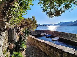 Apartment by Lake Como With Scenic Views