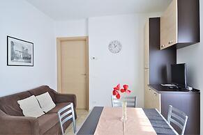 Apartment by Lake Como With Scenic Views
