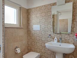 Belvilla by OYO Villa Intera 12 Pax