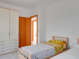 Belvilla by OYO Villa Intera 12 Pax