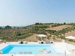 Belvilla by OYO Villa Intera 12 Pax