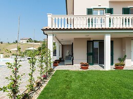 Belvilla by OYO Villa Intera 12 Pax