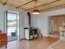 Belvilla by OYO Villa Intera 12 Pax