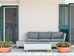 Belvilla by OYO Villa Intera 12 Pax